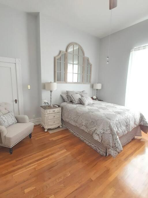 Queens Chamber W King Heavenly Bed At Nottingham Place In Wise Εξωτερικό φωτογραφία
